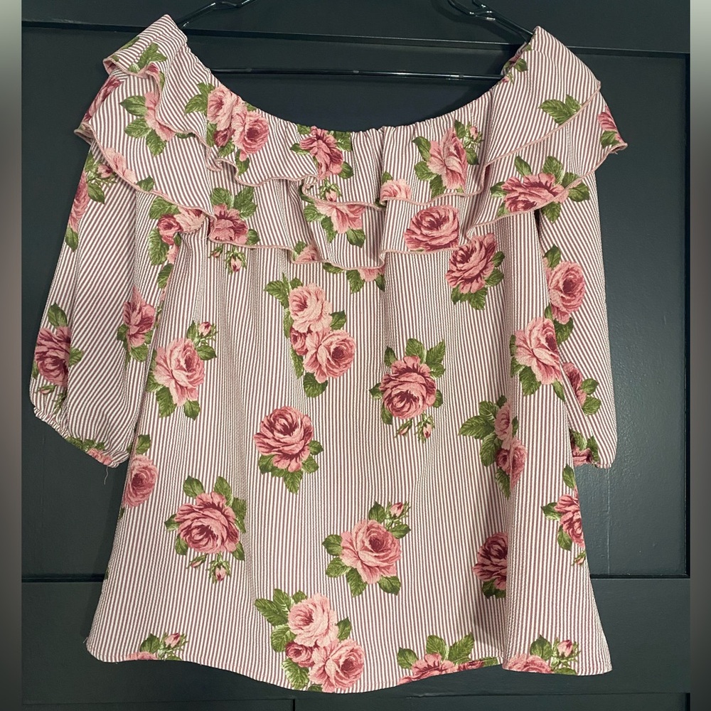 4/$16 Oddy Top